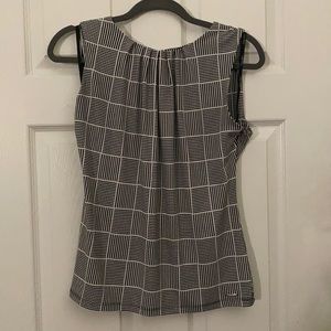 Calvin Klein black and white stripped sleevesless blouse